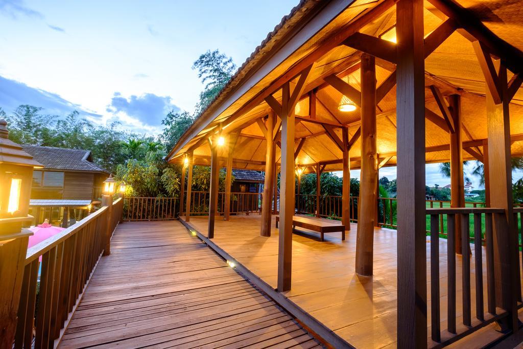 Banyen Villa San Sai Bagian luar foto