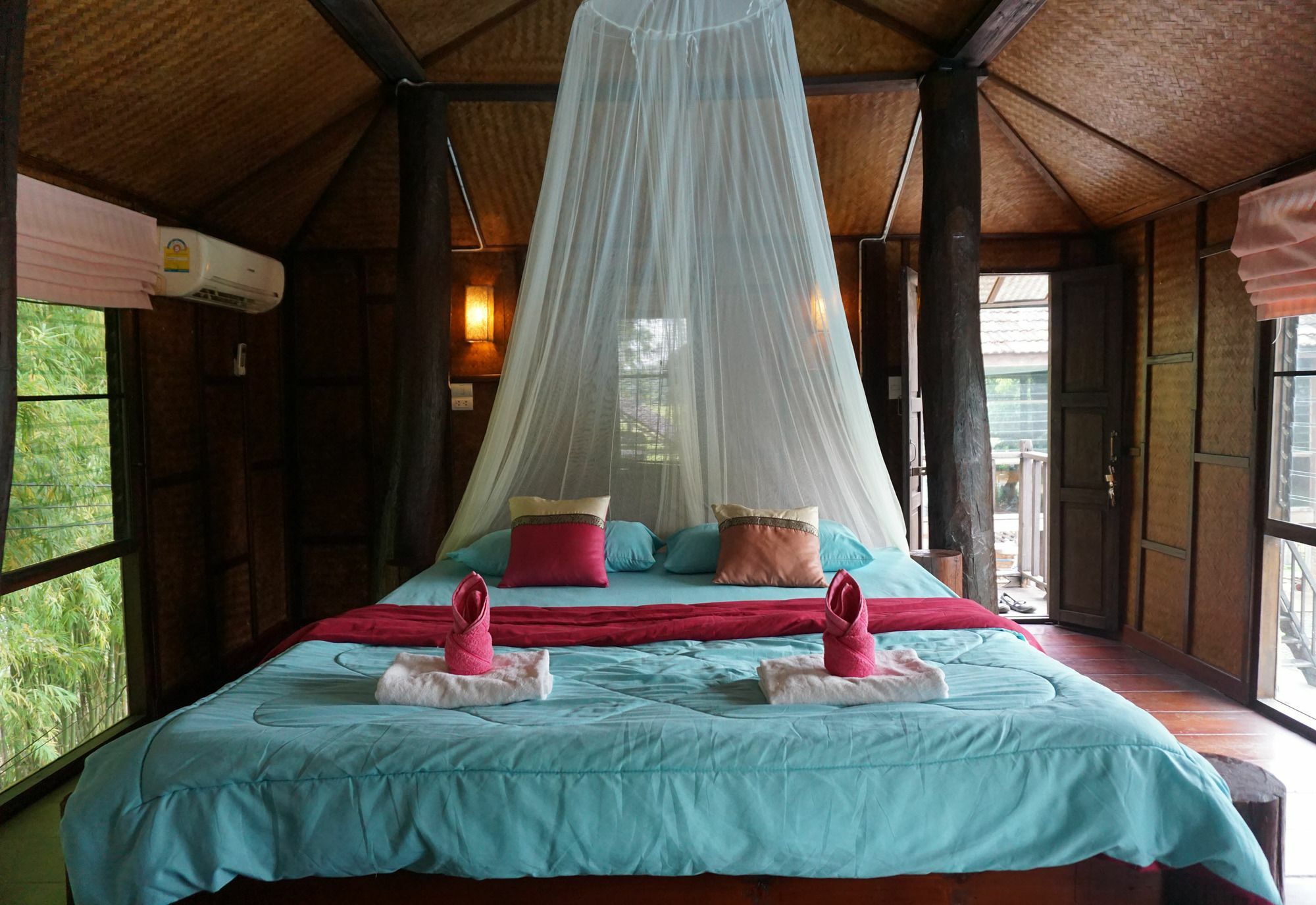 Banyen Villa San Sai Bagian luar foto