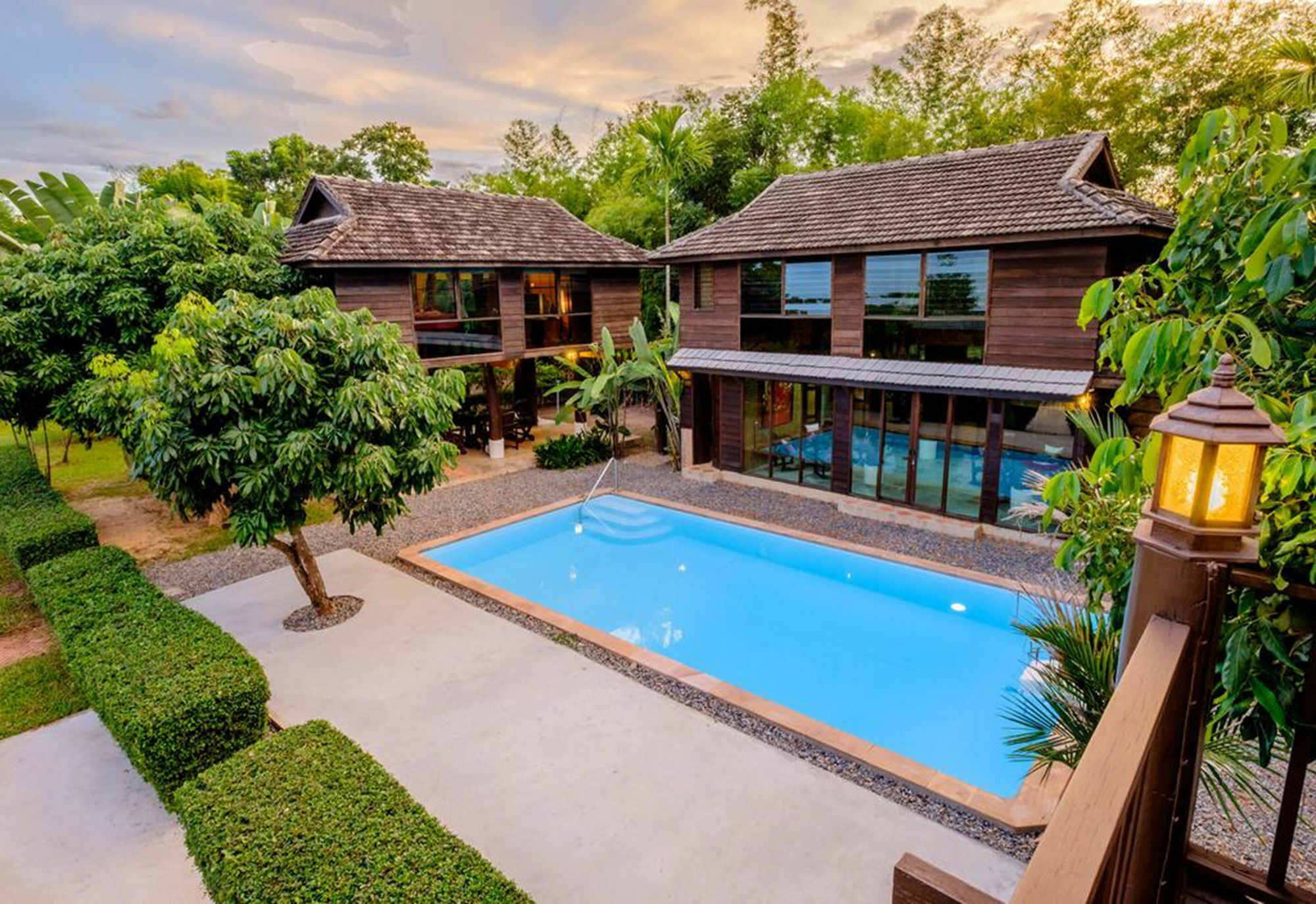 Banyen Villa San Sai Bagian luar foto